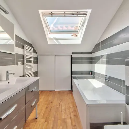 Daire Felix Superb With Terace And Sea View