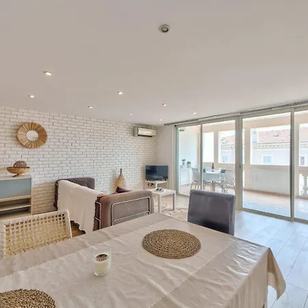 Daire Felix Superb With Terace And Sea View Cannes